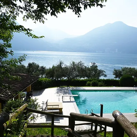 Open Space Fronte Appartamento Monte Isola